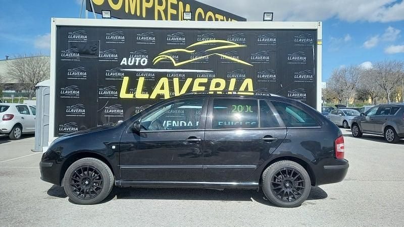 Usado Skoda Fabia 80 CV (58 kW) 2006 Negro Familiar