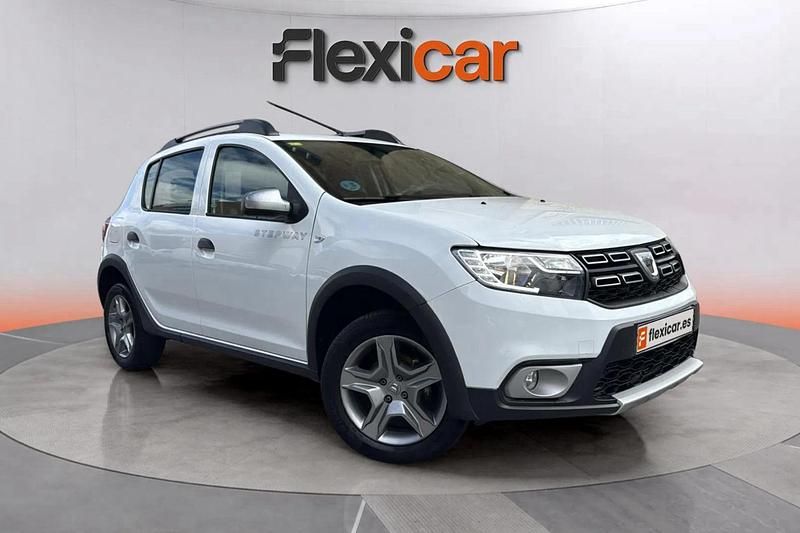 Blanco Usado 2020 Dacia Sandero Comfort Utilitario | 10.490 € (Buen precio) - Imagen 1/4