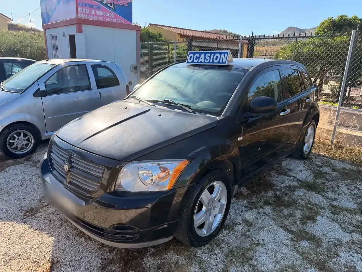 Usado Dodge Caliber SXT 140 CV (102 kW) 2007 Negro Utilitario