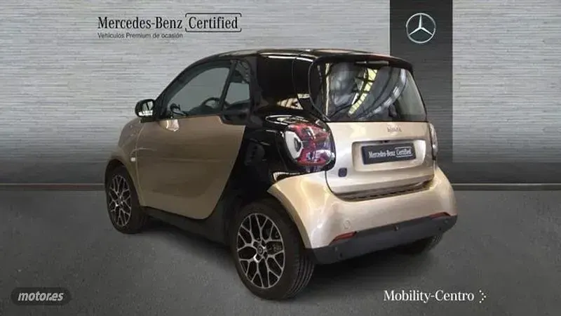 Usado Smart ForTwo Electric Drive 59 kW (81 CV) 2023 Negro Coupe