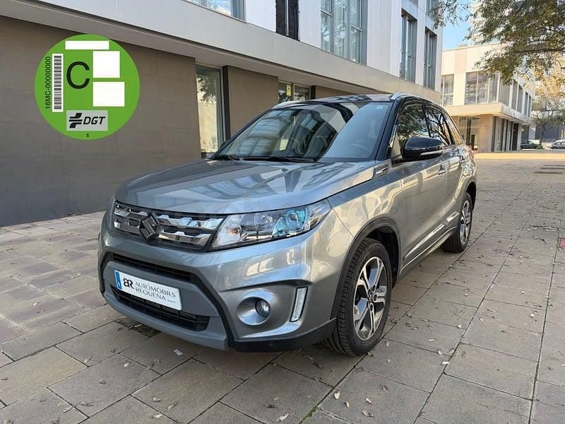 Usado Suzuki Vitara GLX 120 CV (88 kW) 2016 Gris / plata SUV