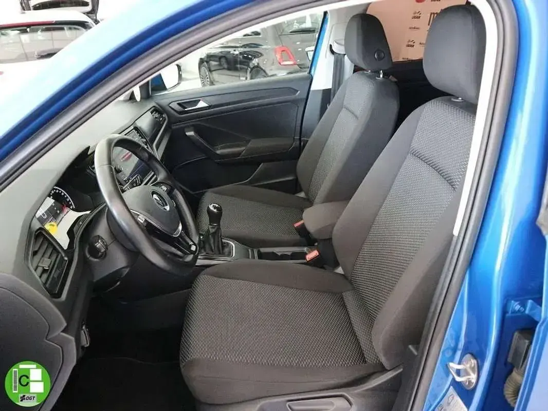 Usado VW T-Roc Edition 110 CV (80 kW) 2021 Azul SUV