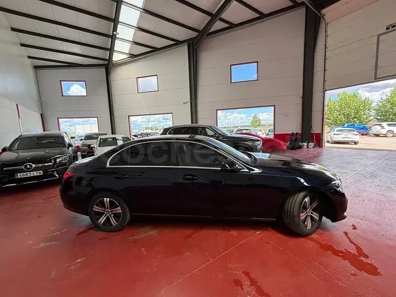 Usado Mercedes C220 200 CV (147 kW) 2022 Azul Berlina