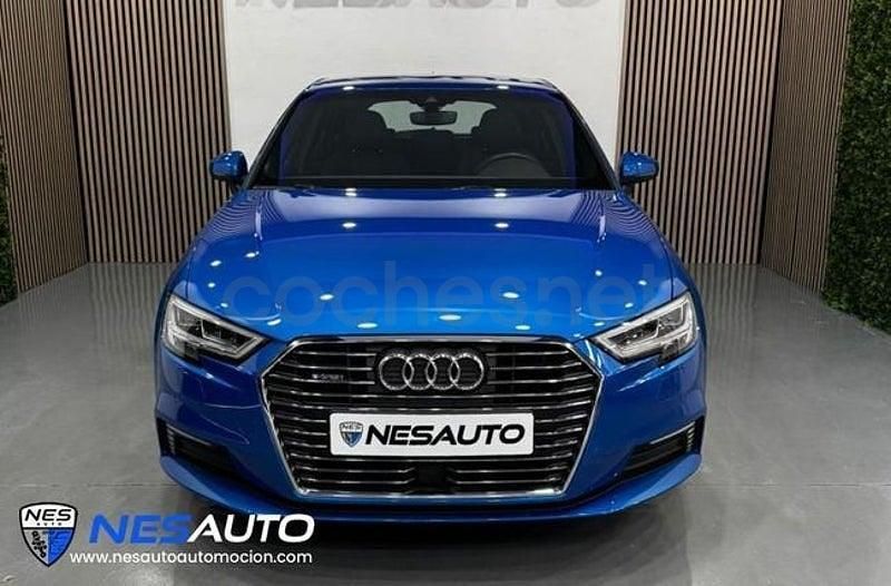 Käytetty Audi A3 204 HP (150 kW) 2020 Sininen Sedan