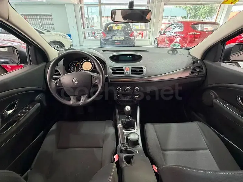 Usado Renault Mégane III Dynamique 110 CV (80 kW) 2009 Azul Berlina