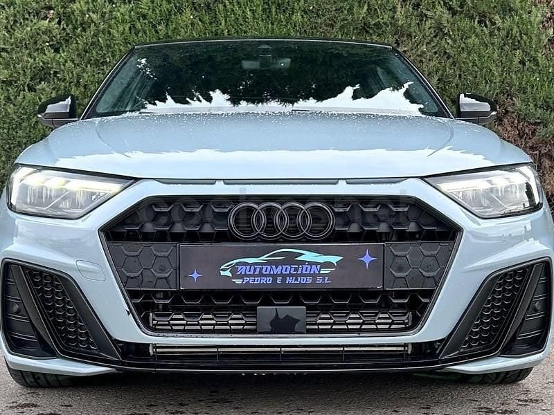 Usado Audi A1 Sportback Competition 207 CV (152 kW) 2023 Gris / plata Utilitario