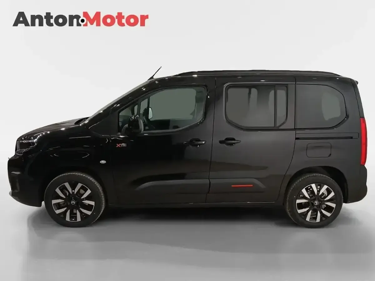 Nuevo Citroën Berlingo 130 CV (95 kW) 2025 Negro Monovolumen