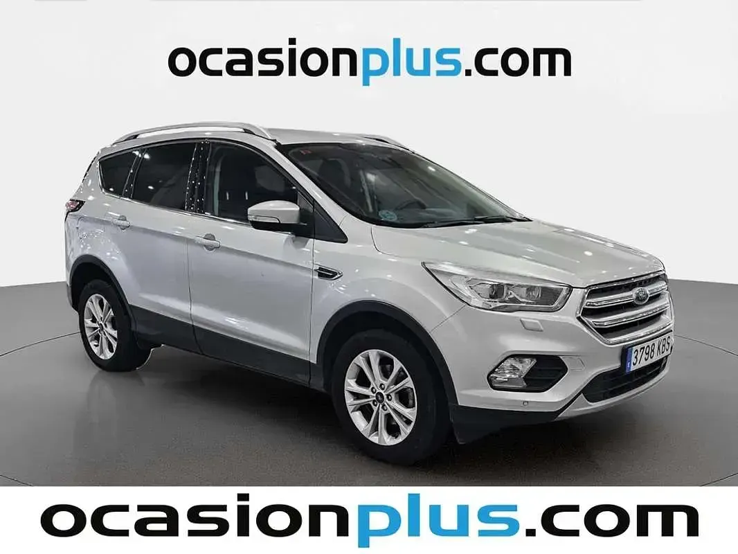 Usado Ford Kuga Titanium 150 CV (110 kW) 2017 Gris SUV