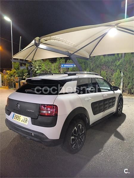 Blanco Usado 2017 Citroën C4 Cactus PureTech Utilitario | 9500 € (Precio justo) - Imagen 1/3