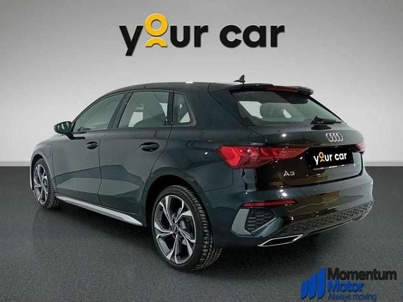 Usado Audi A3 Sportback e-tron 204 CV (150 kW) 2024 Negro Utilitario