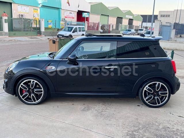 Usado Mini John Cooper Works 231 CV (169 kW) 2019 Negro Utilitario