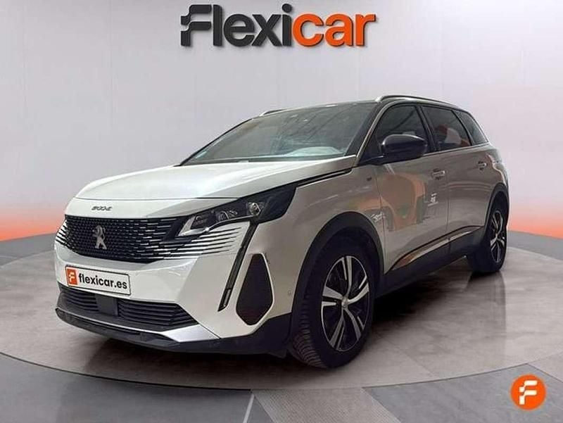 Usado Peugeot 5008 Active 131 CV (96 kW) 2021 Blanco SUV