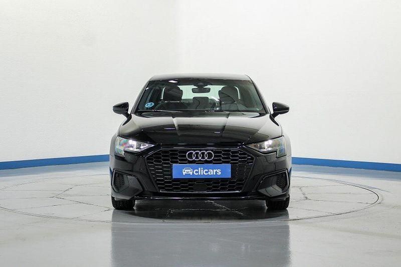 Usado Audi A3 116 CV (85 kW) 2021 Negro Berlina
