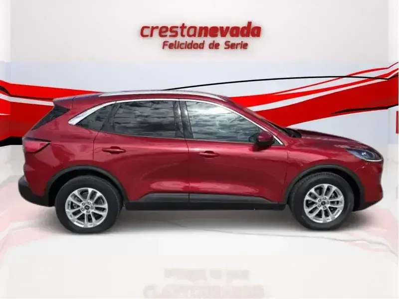 Usado Ford Kuga Titanium 190 HP (139 kW) 2021 Vermelho SUV