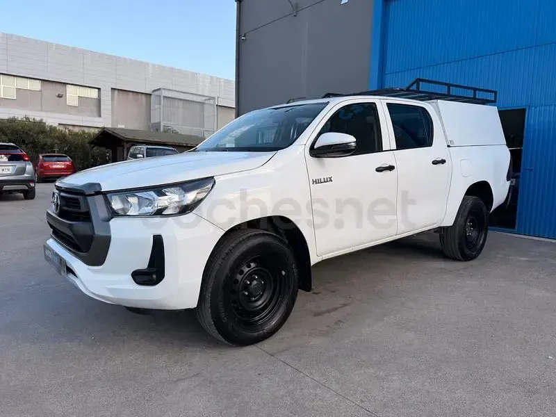 Usado Toyota HiLux 150 CV (110 kW) 2021 Blanco Pickup/Camioneta