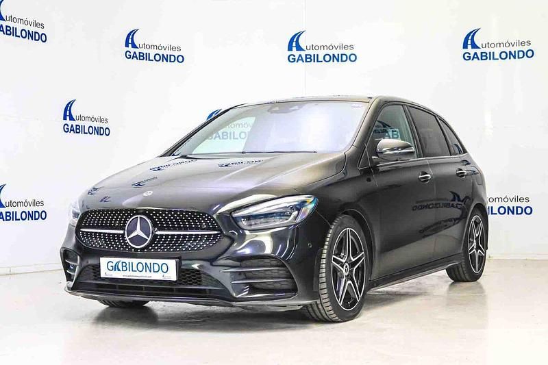 Negro Usado 2020 Mercedes B180 Monovolumen | 26.900 € - Imagen 1/4