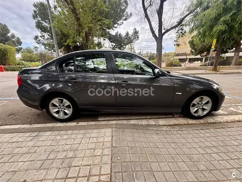 Usado BMW 320 163 CV (119 kW) 2006 Negro Berlina