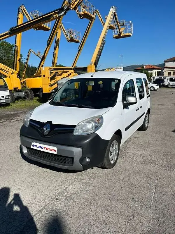 Usado Renault Kangoo 75 CV (55 kW) 2016 Blanco Monovolumen