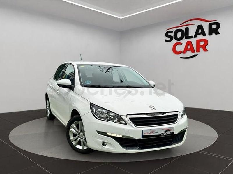 Usado Peugeot 308 Access 110 CV (80 kW) 2015 Blanco Berlina