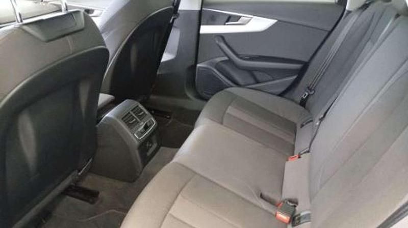 Usado Audi A4 S-Line 204 CV (150 kW) 2022 Negro Berlina