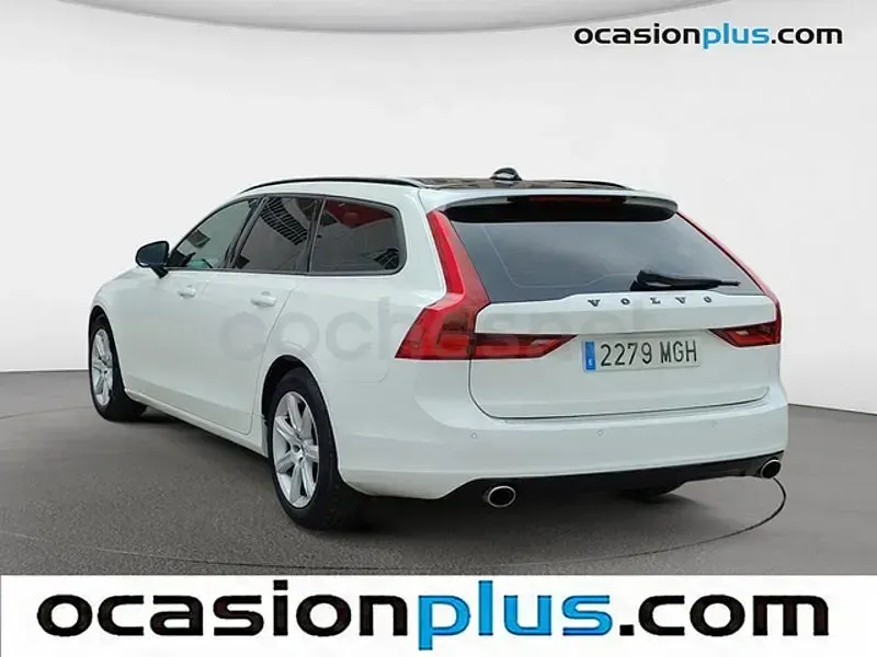 Usado Volvo V90 Momentum 190 CV (139 kW) 2017 Blanco Familiar