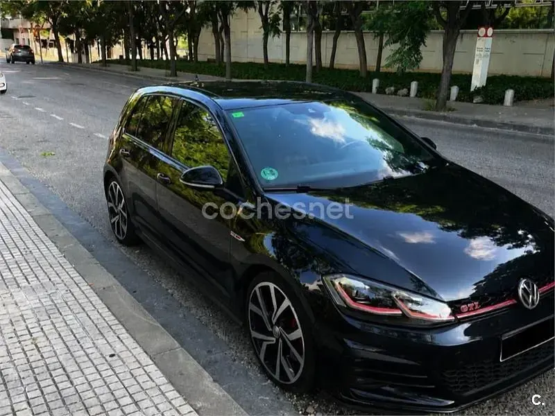 Usado VW Golf VII GTI 245 CV (180 kW) 2017 Negro Berlina