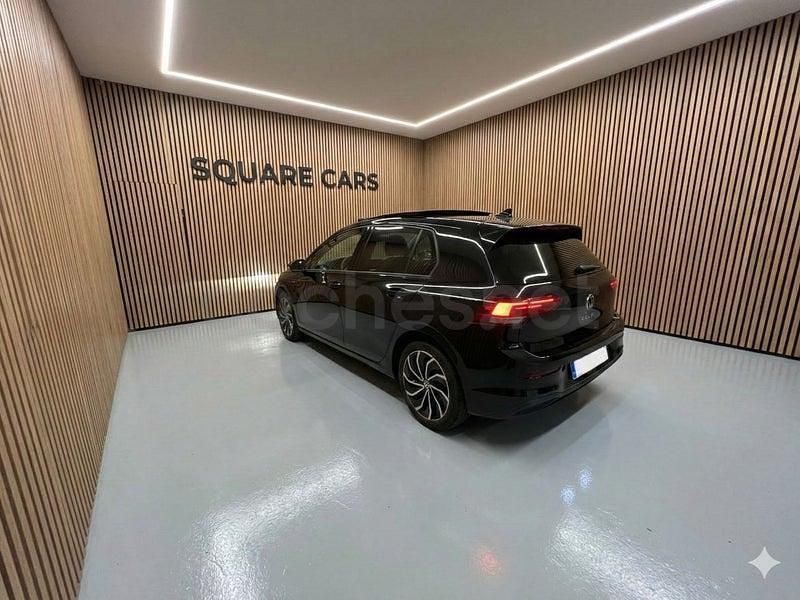 Usado VW Golf VIII 115 CV (84 kW) 2021 Negro Berlina