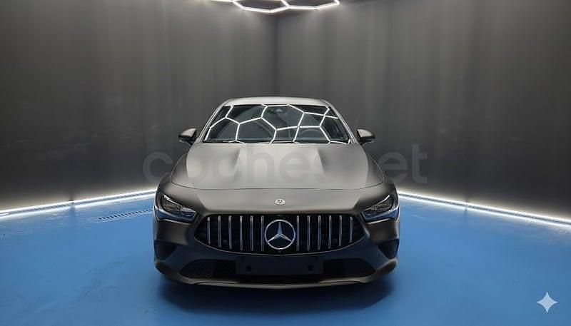 Usado Mercedes CLA200 Shooting Brake 150 CV (110 kW) 2022 Gris / plata Familiar