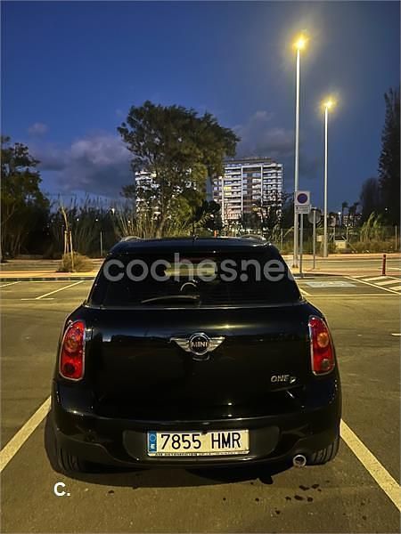 Usado Mini One D Countryman 90 CV (66 kW) 2012 Negro SUV