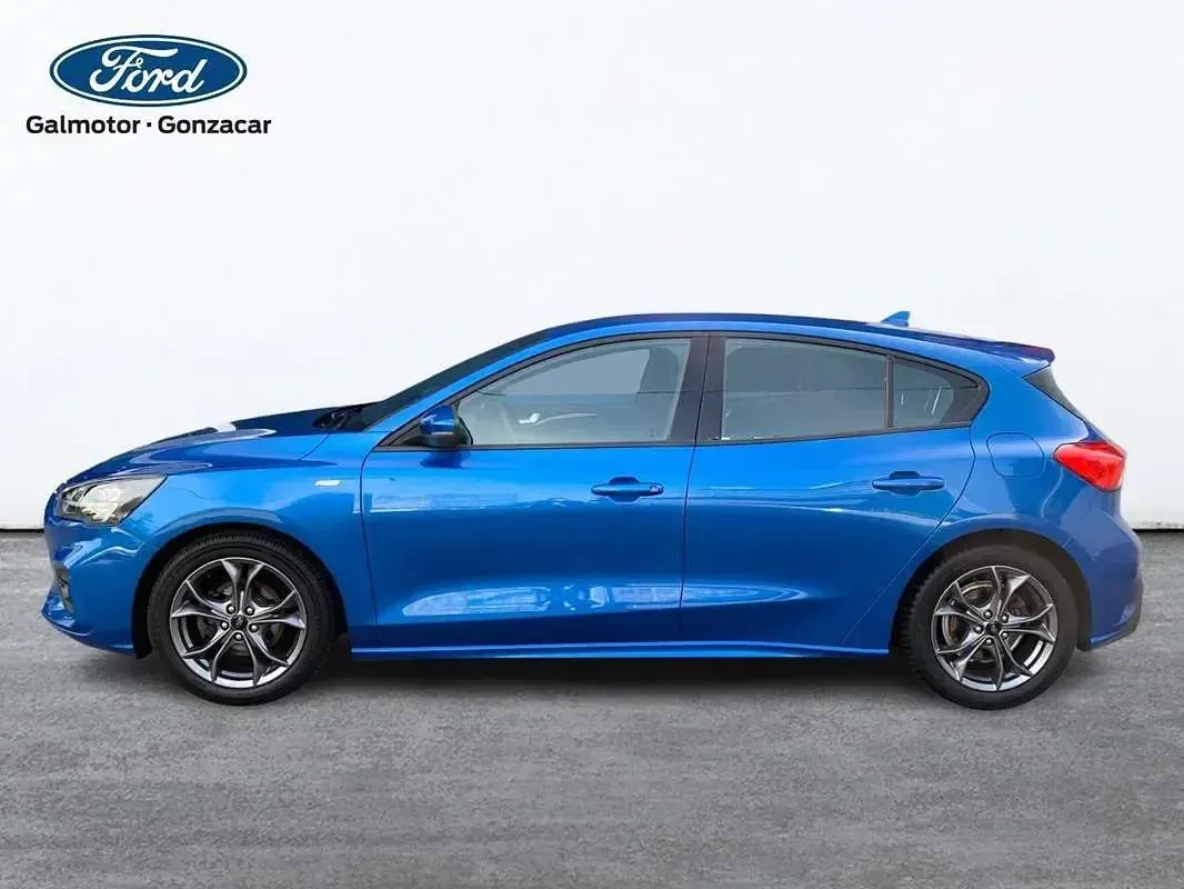 Usado Ford Focus ST-Line 125 CV (91 kW) 2021 Azul Utilitario
