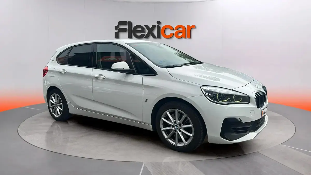 Usado BMW 225 Active Tourer iPerformance 224 CV (164 kW) 2019 Monovolumen