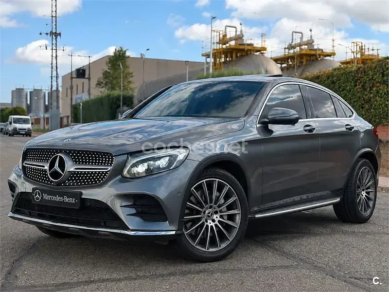 Usado Mercedes GLC250 204 CV (150 kW) 2019 Gris / plata SUV