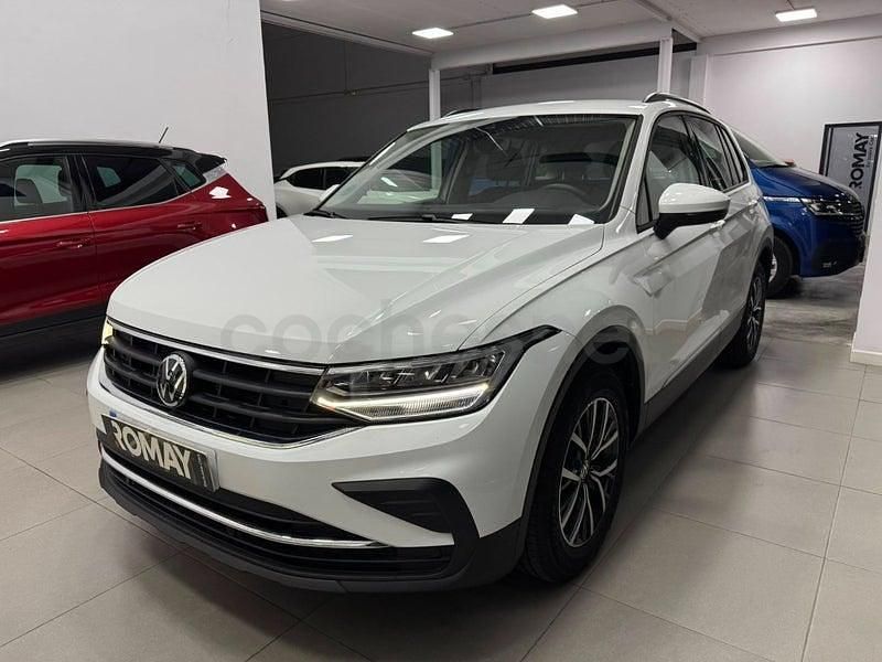 Usado VW Tiguan Life 122 CV (89 kW) 2022 Blanco SUV