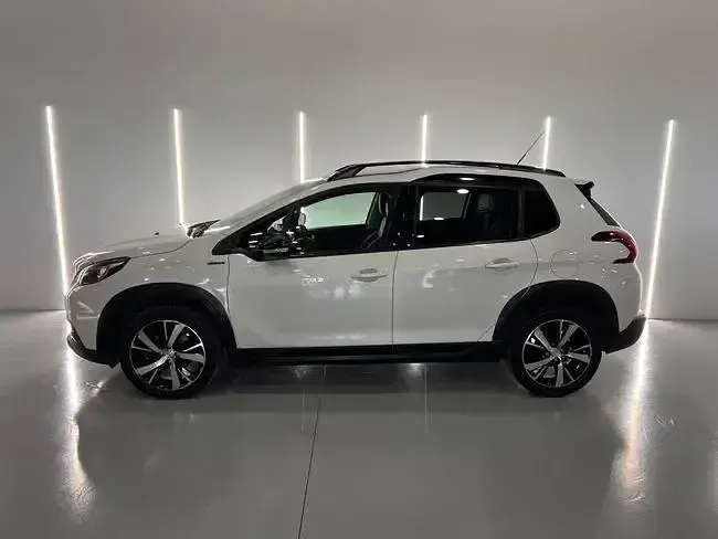 Usado Peugeot 2008 GT-line 131 CV (96 kW) 2016 Blanco SUV