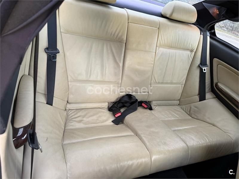 Usado BMW 323 170 HP (125 kW) 2000 Preto Coupé