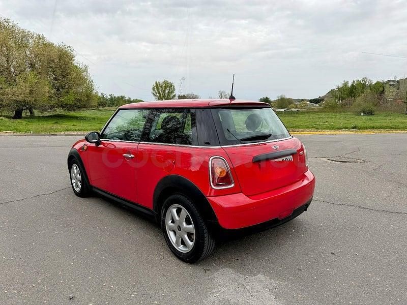 Usado Mini ONE 95 CV (69 kW) 2008 Granate Utilitario