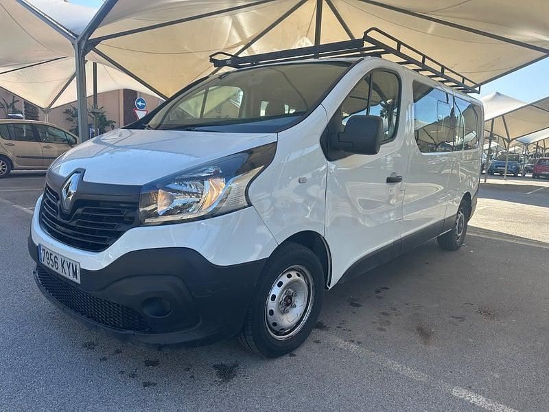 Usado Renault Trafic LIMITED 120 CV (88 kW) 2019 Blanco Monovolumen