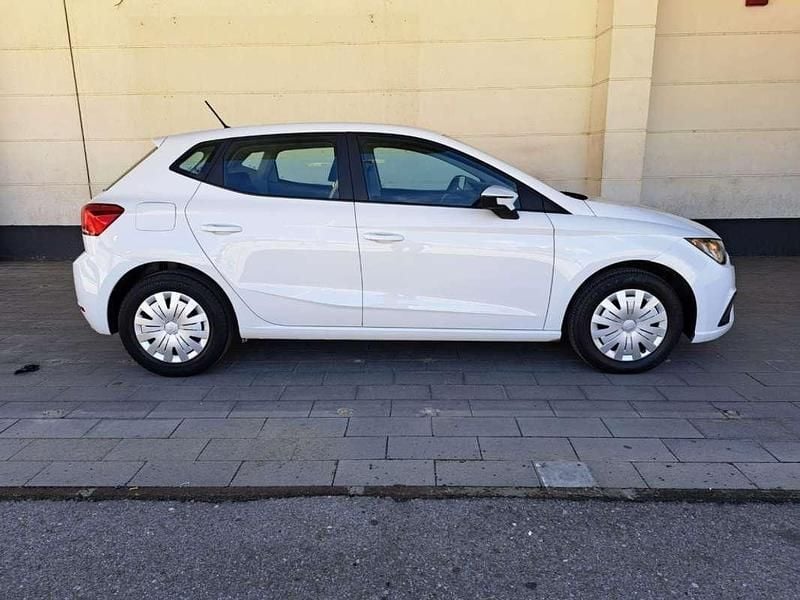 Usado Seat Ibiza Reference 95 CV (69 kW) 2019 Blanco Utilitario
