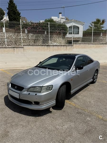 Gris / plata Usado 2000 Honda Accord Coupe | 16.500 € - Imagen 1/4