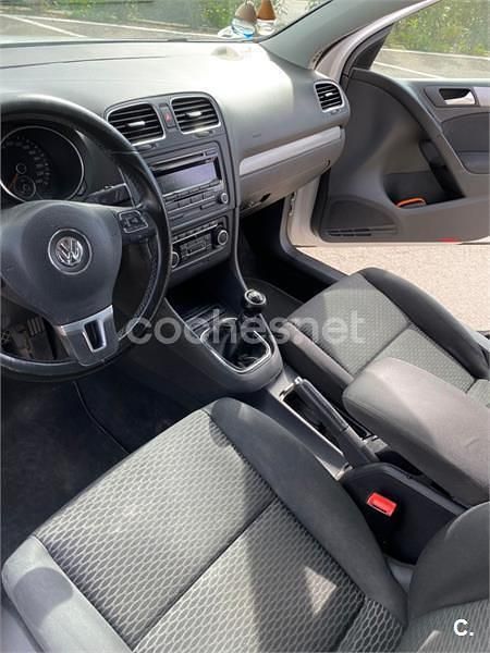 Usado VW Golf VII Advance 105 CV (77 kW) 2012 Blanco Berlina