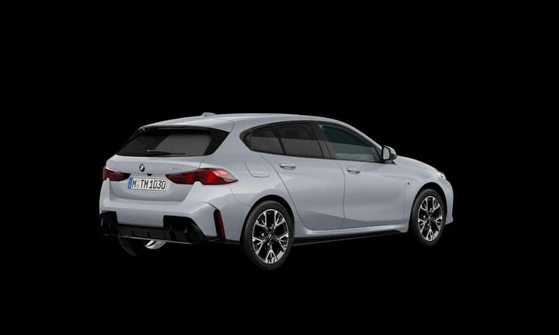 Usado BMW 116 163 CV (119 kW) 2025 Gris Utilitario