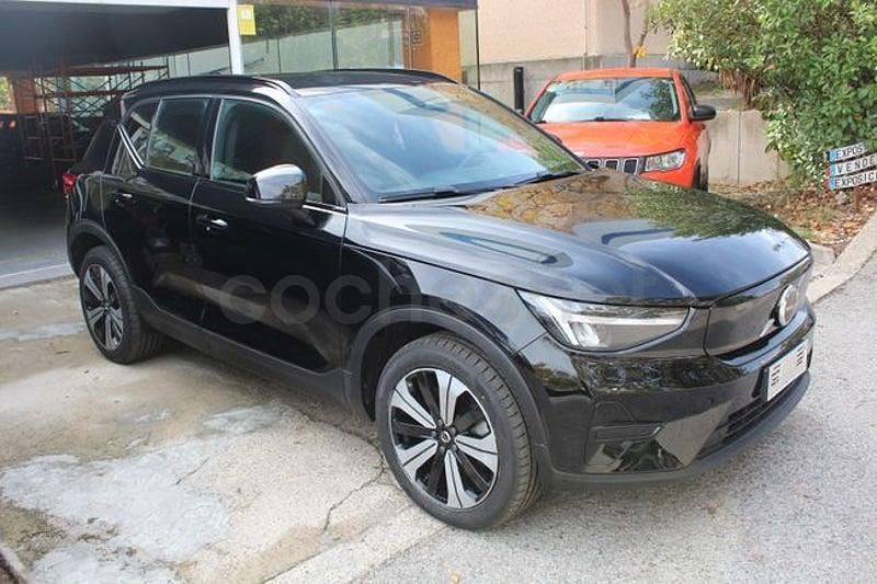 Usado Volvo XC40 Core 169 kW (231 CV) 2023 Eléctrico SUV
