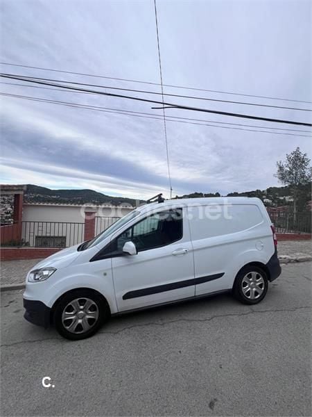 Blanco Usado 2017 Ford Transit Ambiente Familiar | 10.800 € (Buen precio) - Imagen 1/3