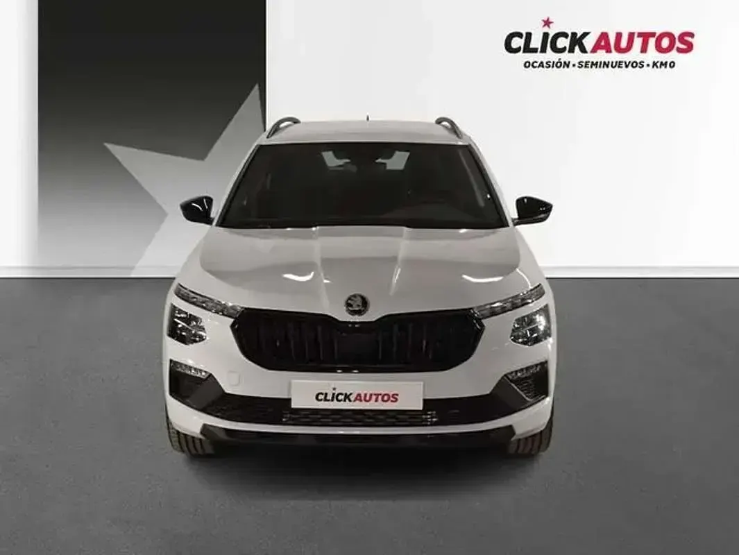 Usado Skoda Kamiq Sport 116 CV (85 kW) 2025 Blanco SUV