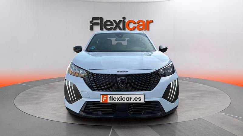 Usado Peugeot 2008 Active 101 CV (74 kW) 2023 Blanco SUV