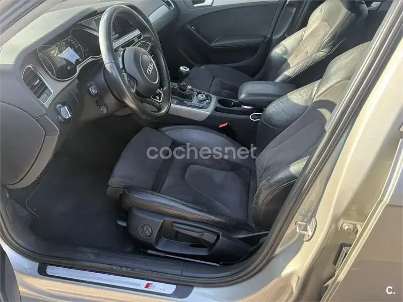 Usado Audi A4 S-Line 150 CV (110 kW) 2014 Gris / plata Berlina