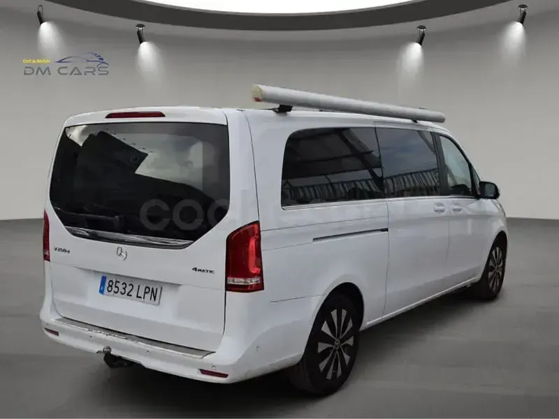 Usado Mercedes V250 Avantgarde 190 CV (139 kW) 2021 Blanco Monovolumen