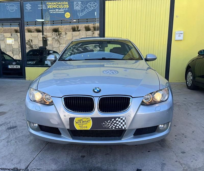 Usado BMW 320 184 CV (135 kW) 2010 Gris Berlina