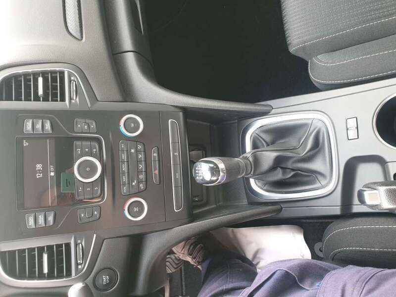 Usado Renault Mégane IV Business 116 CV (85 kW) 2019 Blanco Utilitario