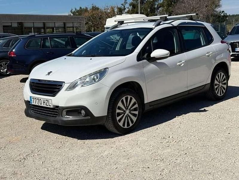 Usado Peugeot 2008 Active 92 CV (67 kW) 2014 Blanco SUV